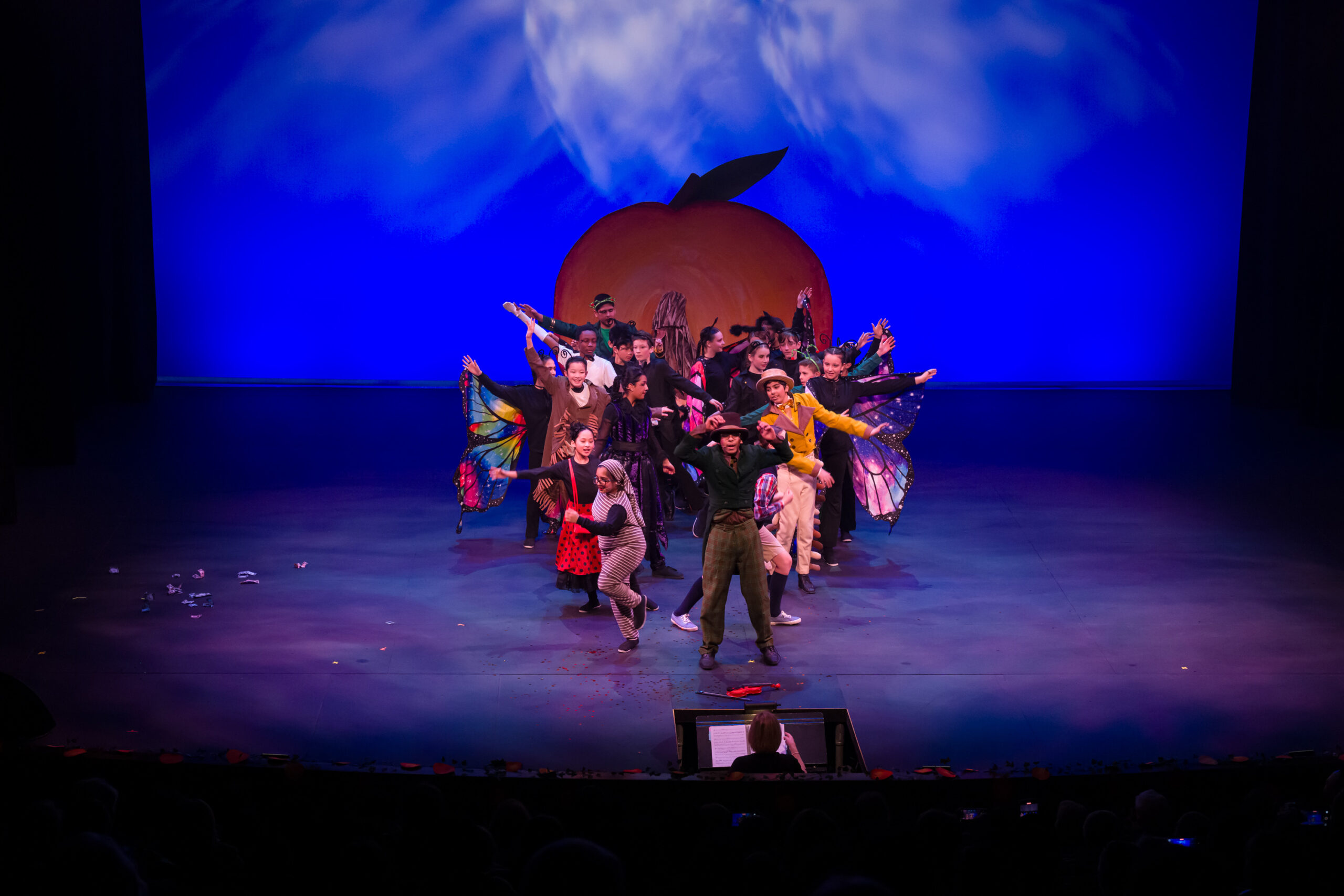 2025_02_12_RGS_Play_James_Giant_Peach_0699