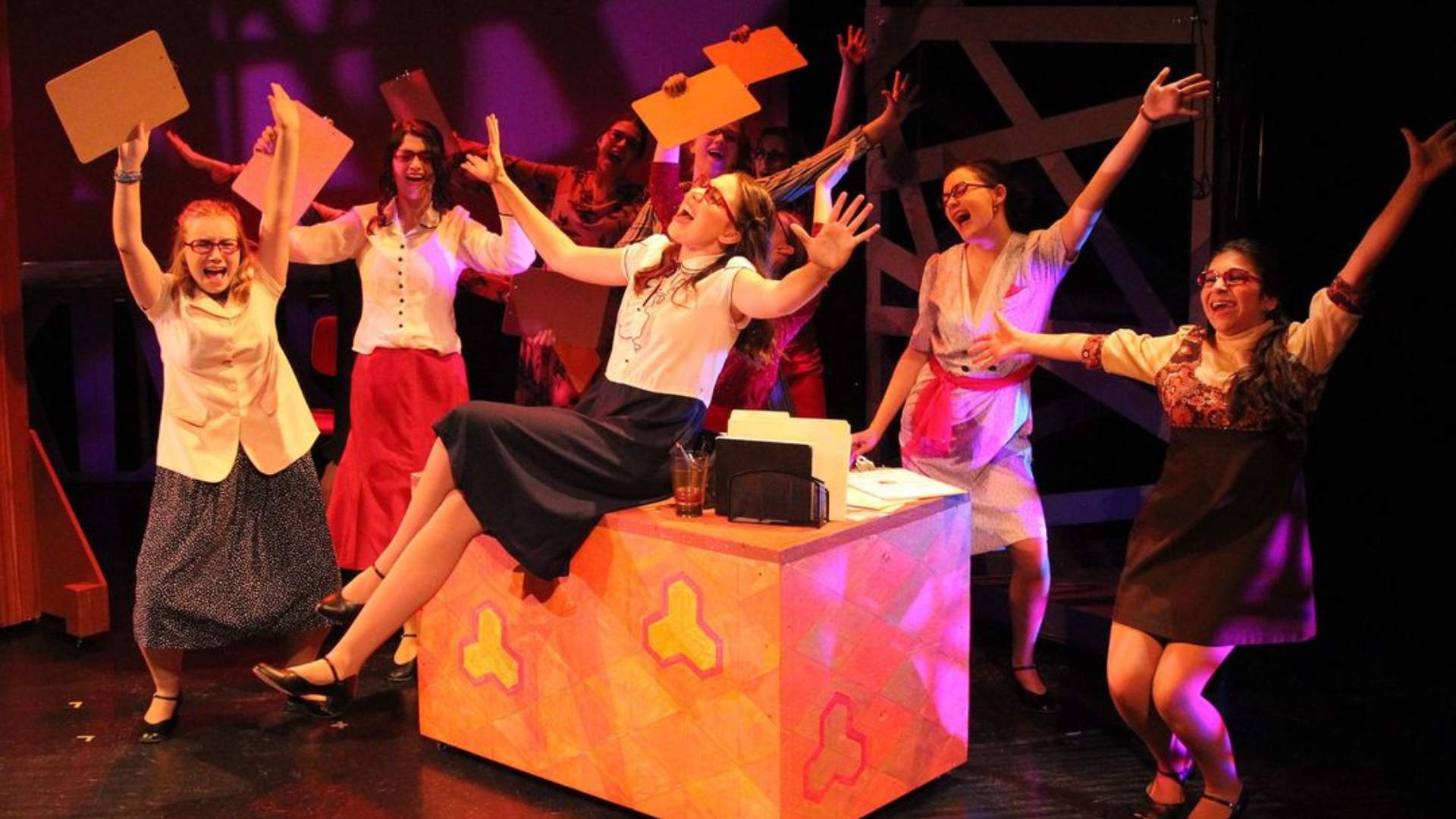9 to 5 Show Photos (1)
